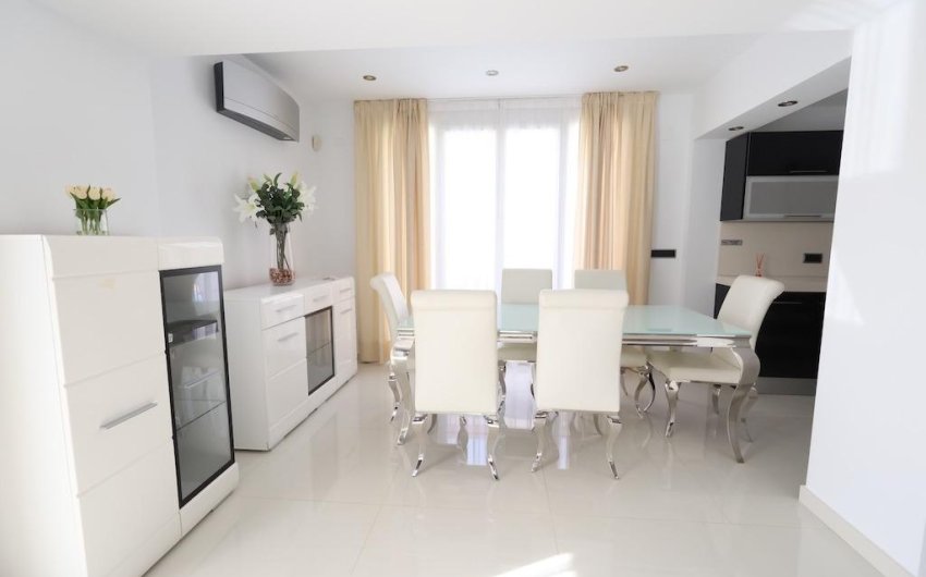 Resale - Villa -
Cabo Roig - Costa Blanca