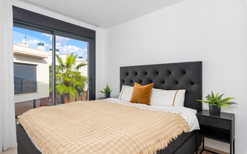 Resale - Villa -
Cabo Roig - Costa Blanca