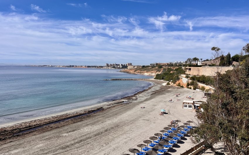 Resale - Villa -
Cabo Roig - Costa Blanca