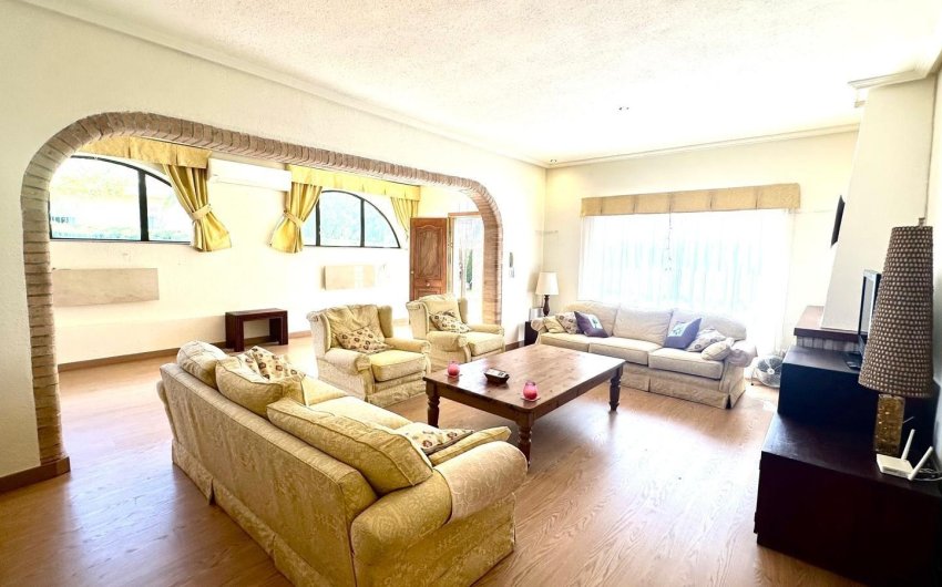 Resale - Villa -
Cabo Roig - Costa Blanca