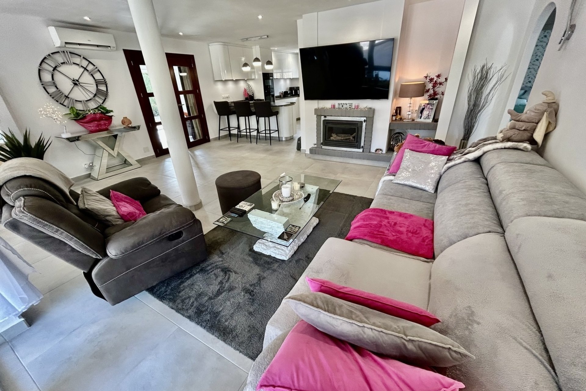 Resale - Villa -
Cabo Roig - Costa Blanca