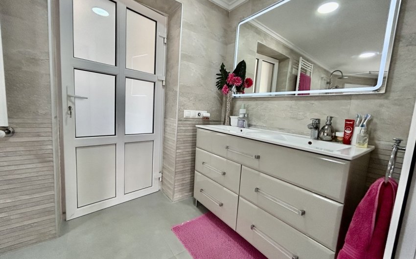 Resale - Villa -
Cabo Roig - Costa Blanca