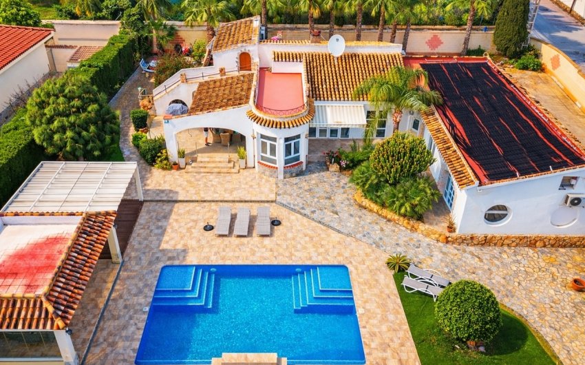 Resale - Villa -
Cabo Roig - Costa Blanca