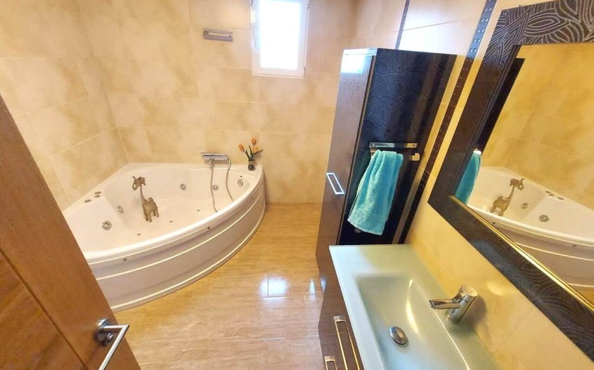 Resale - Villa -
Calasparra - Inland