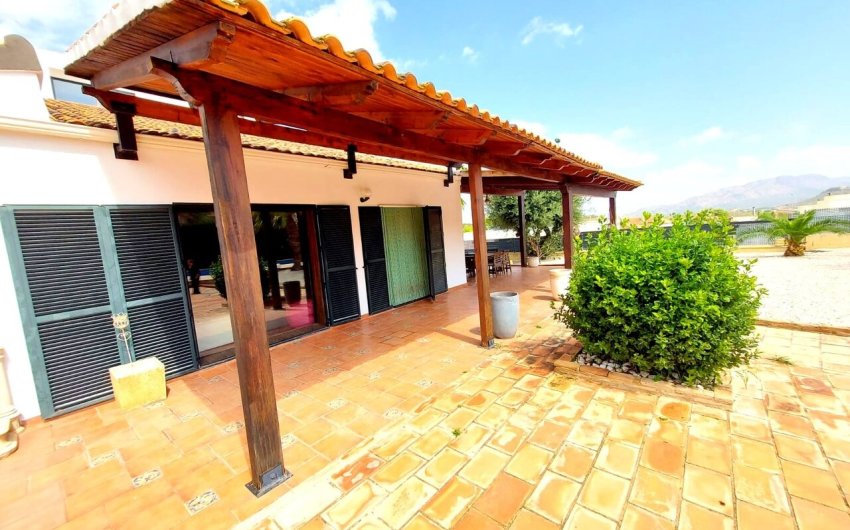 Resale - Villa -
Calasparra - Inland