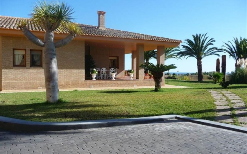 Resale - Villa -
Calpe - Gargasindi