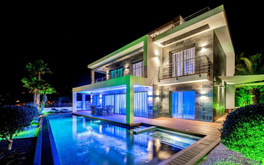 Resale - Villa -
Calpe - Zona Puerto Blanco - Maryvilla