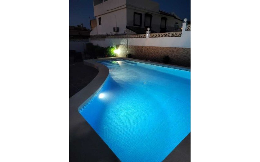 Resale - Villa -
Camposol - Fortuna
