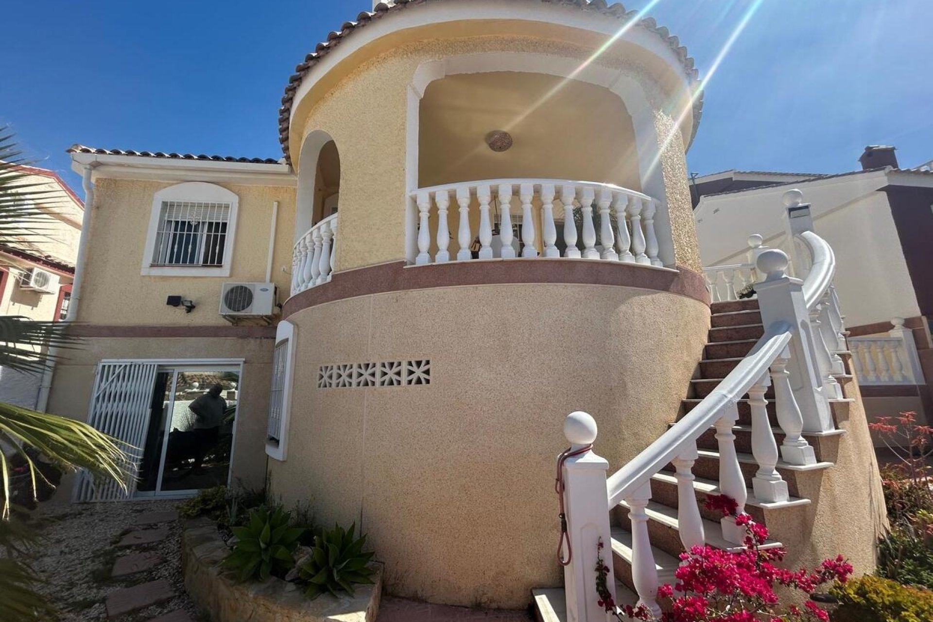 Resale - Villa -
Camposol - Sector D
