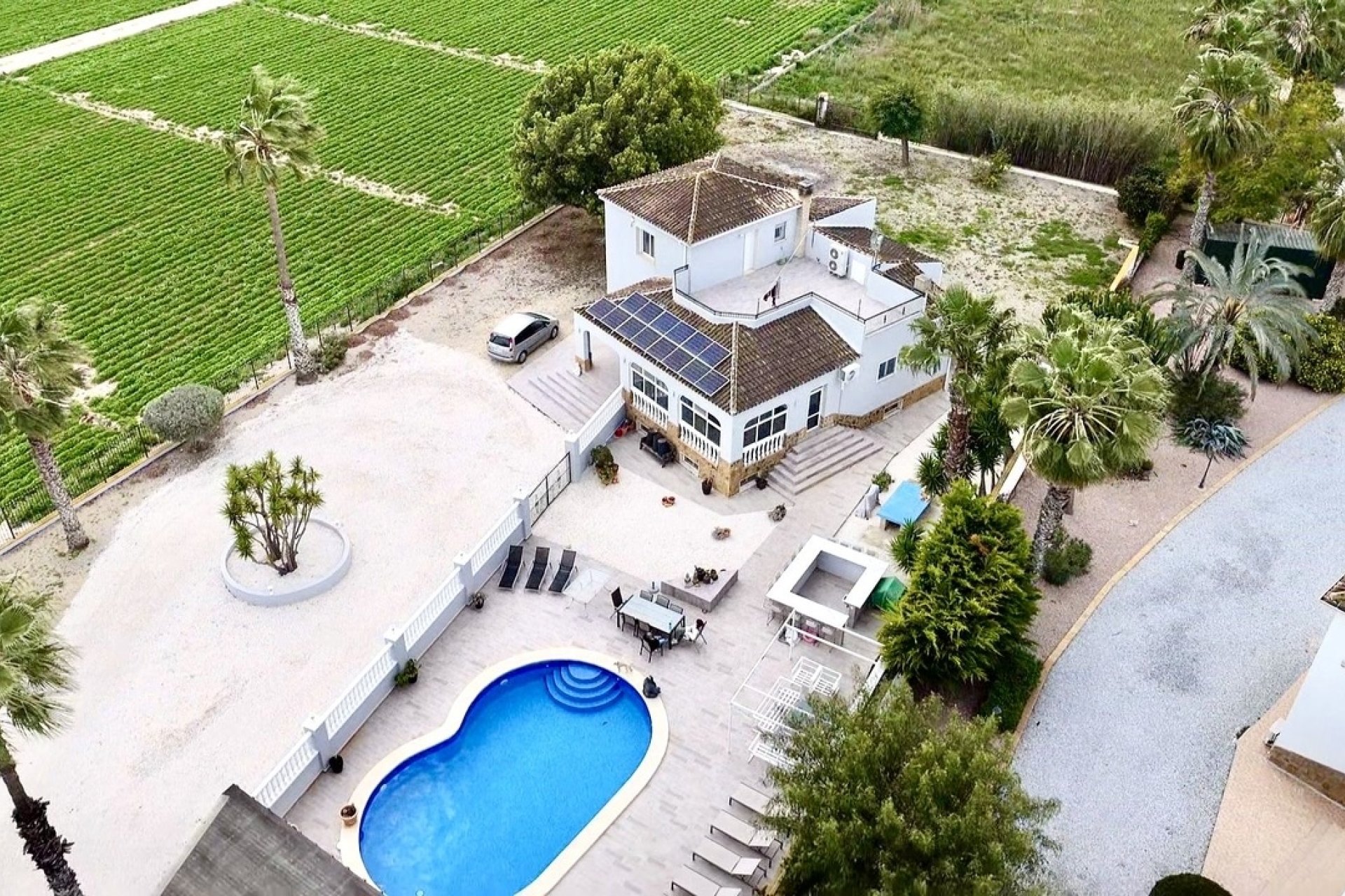 Resale - Villa -
Catral - Costa Blanca