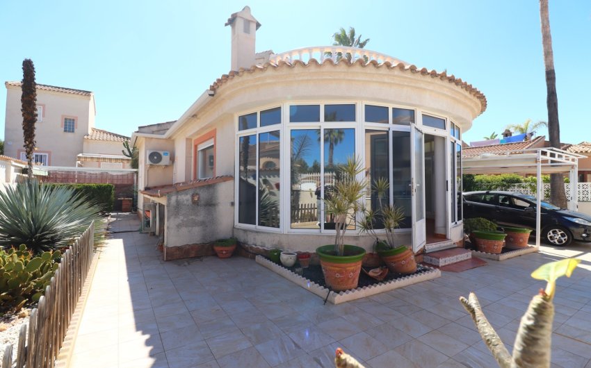 Resale - Villa -
Ciudad Quesada - Atalaya Park