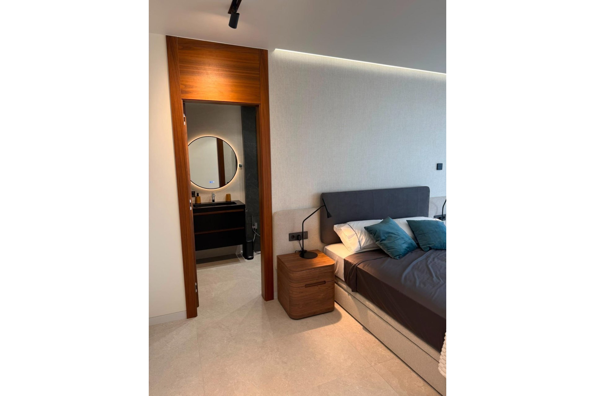 Resale - Villa -
Ciudad Quesada - Centro De La Ciudad Quesada