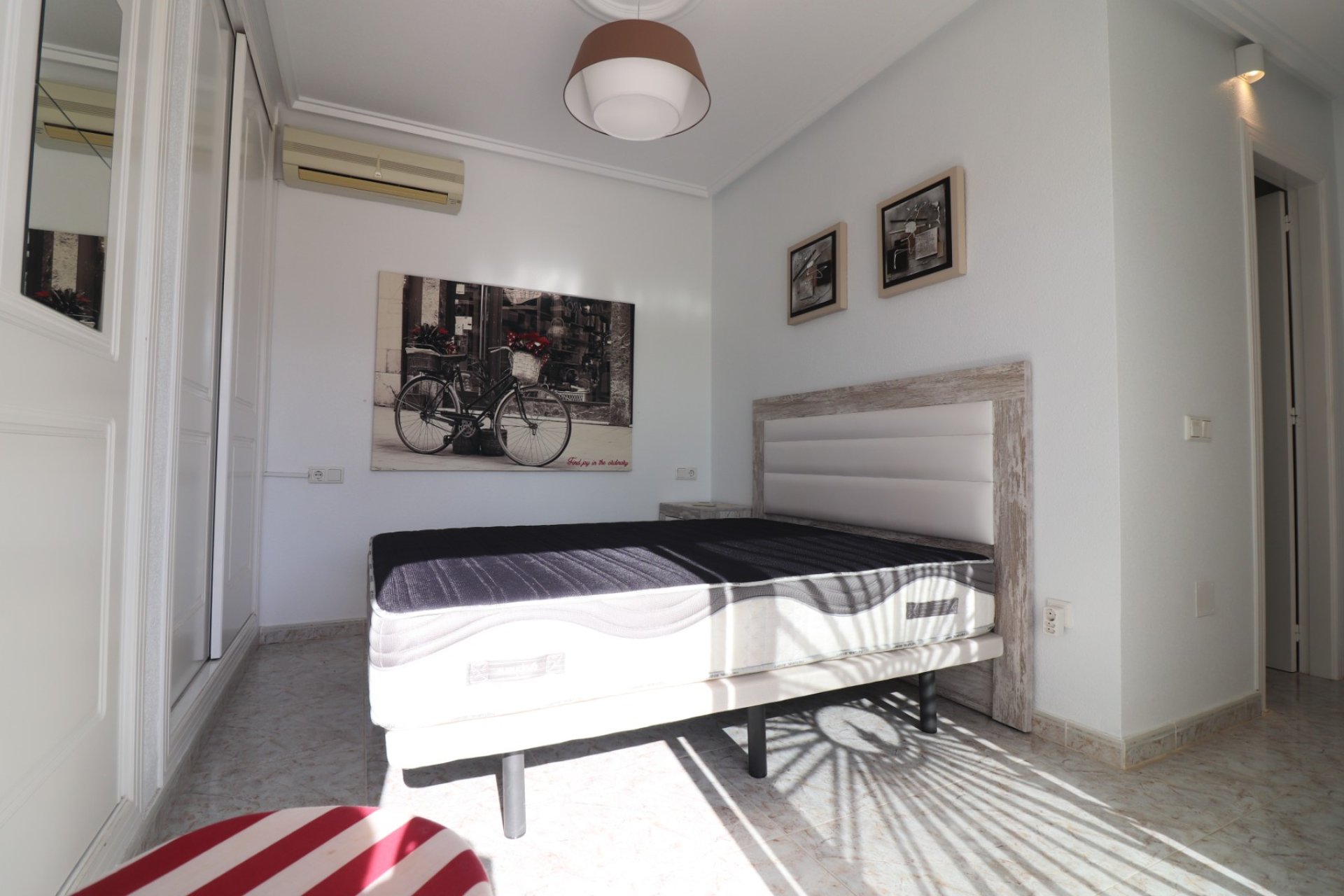 Resale - Villa -
Ciudad Quesada - Ciudad Quesada - Town