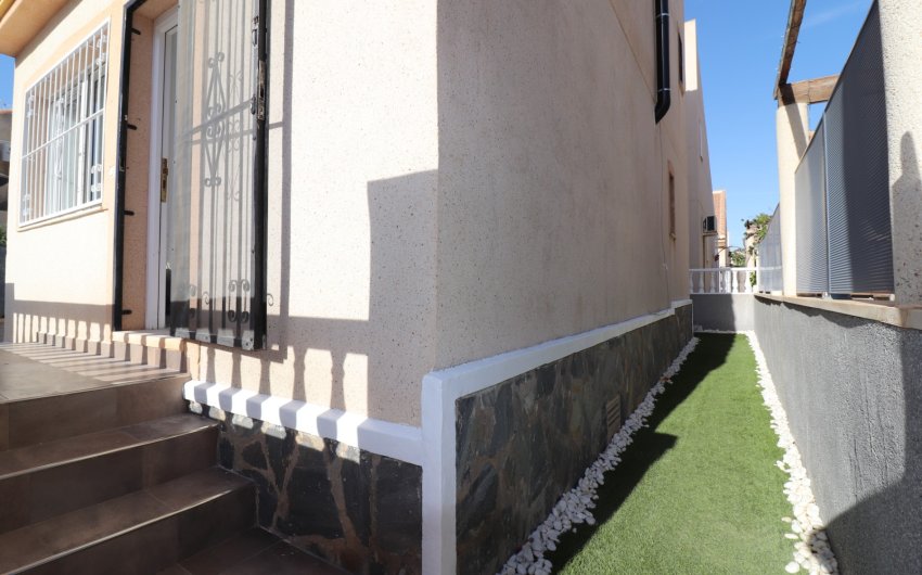 Resale - Villa -
Ciudad Quesada - Ciudad Quesada - Town