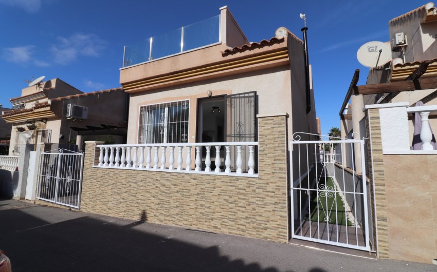 Resale - Villa -
Ciudad Quesada - Ciudad Quesada - Town