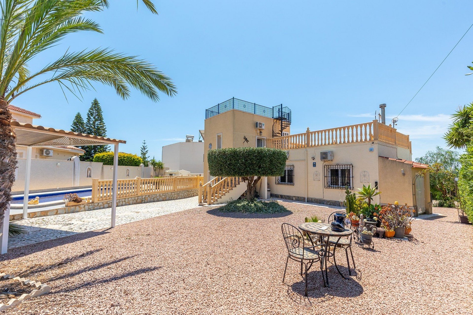 Resale - Villa -
Ciudad Quesada - Costa Blanca