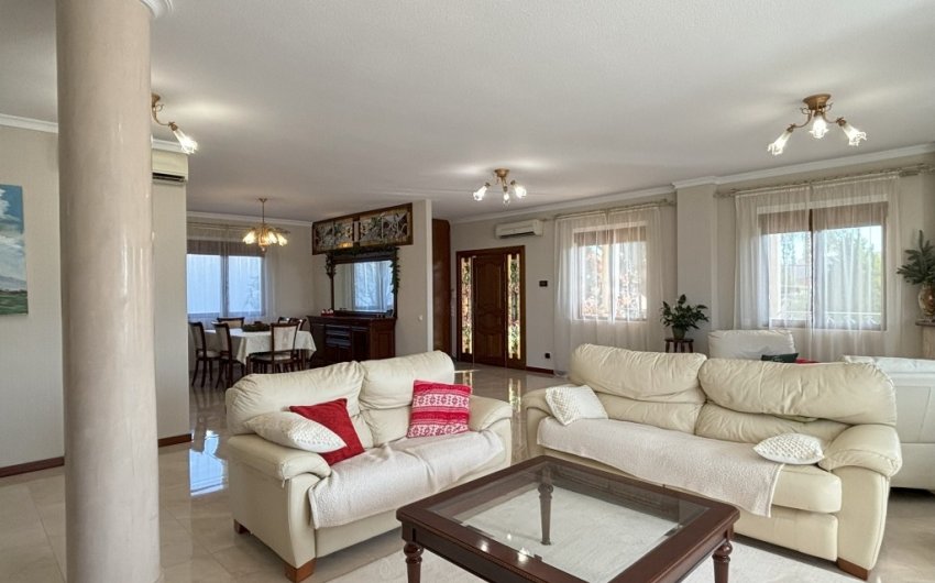 Resale - Villa -
Ciudad Quesada - Costa Blanca