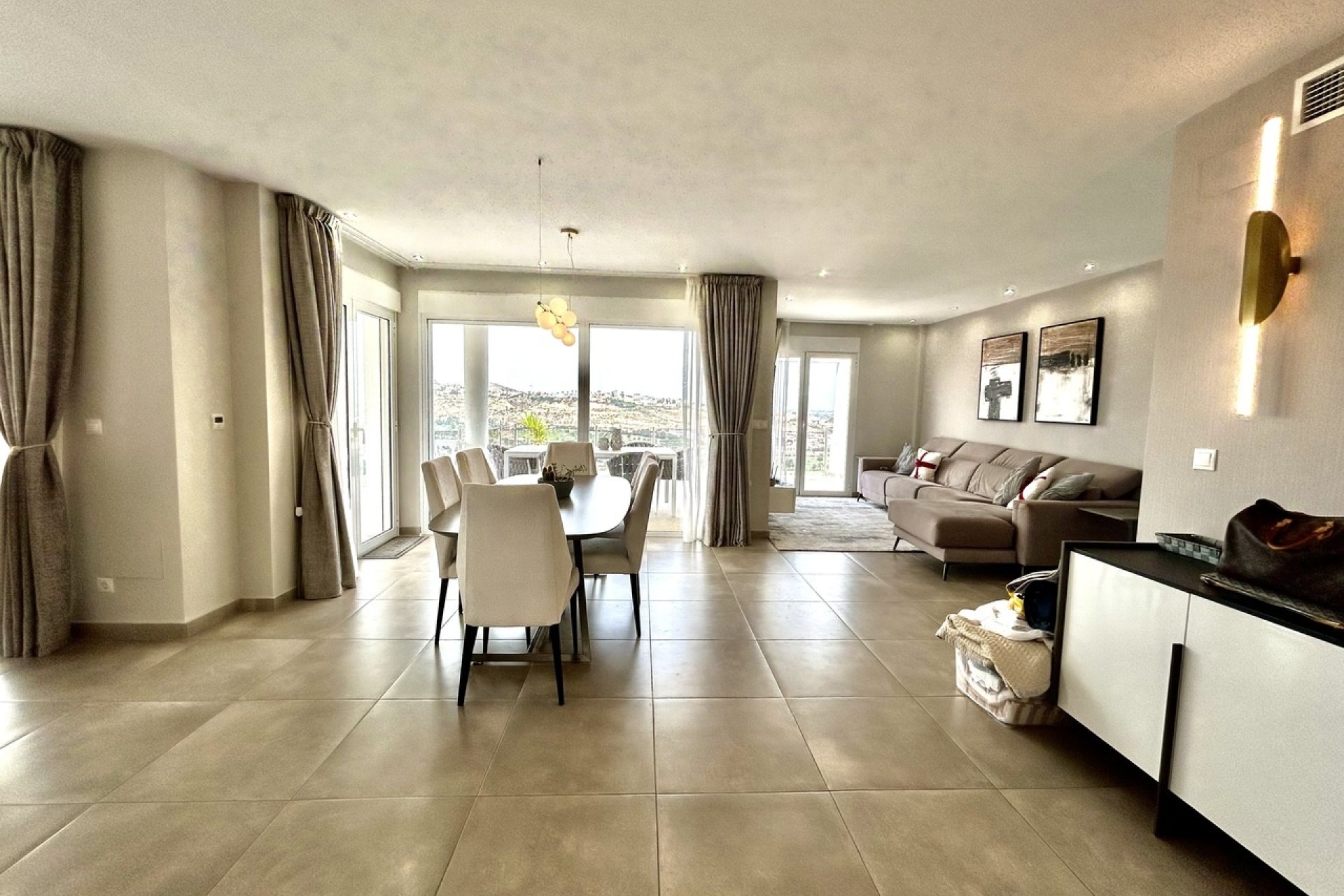 Resale - Villa -
Ciudad Quesada - Costa Blanca