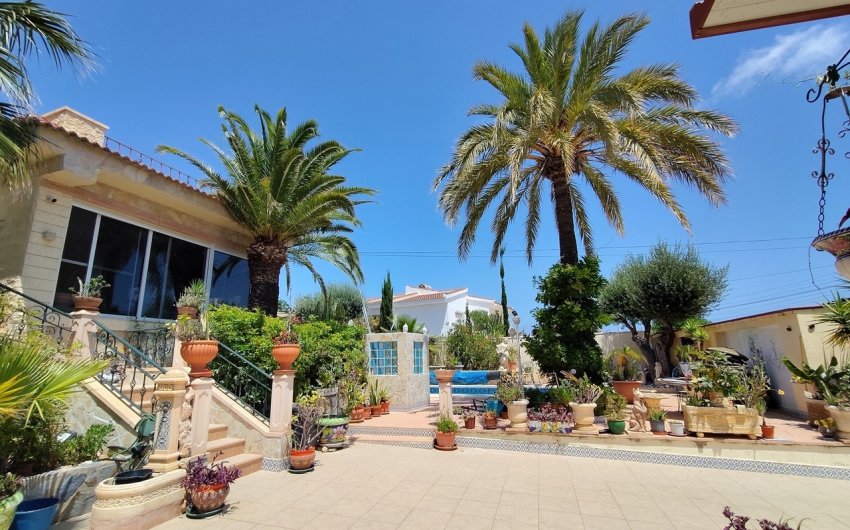 Resale - Villa -
Ciudad Quesada - Costa Blanca