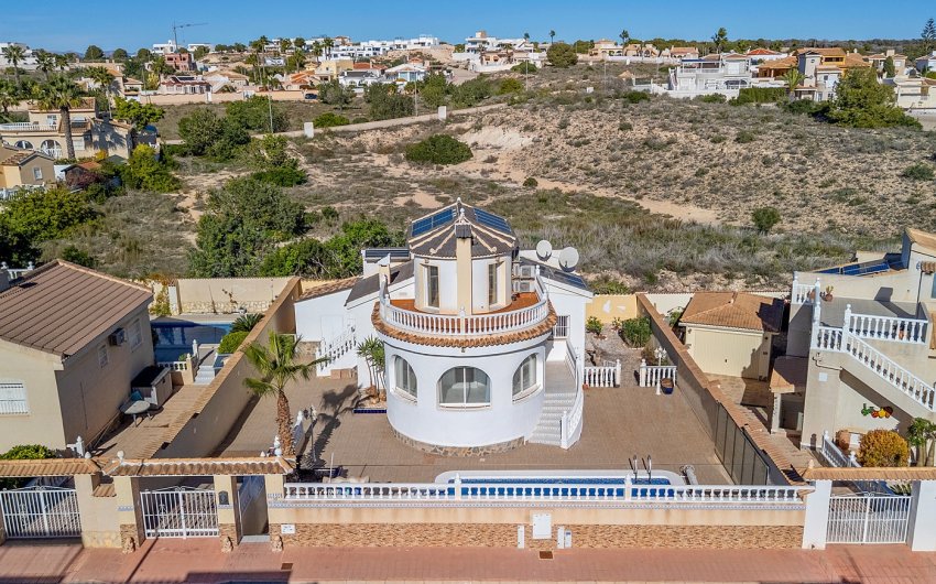 Resale - Villa -
Ciudad Quesada - Costa Blanca