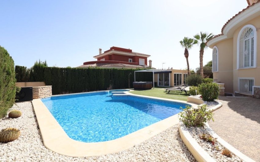 Resale - Villa -
Ciudad Quesada - Costa Blanca