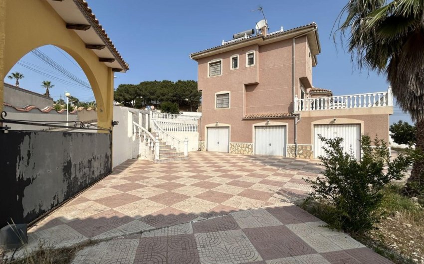 Resale - Villa -
Ciudad Quesada - Costa Blanca