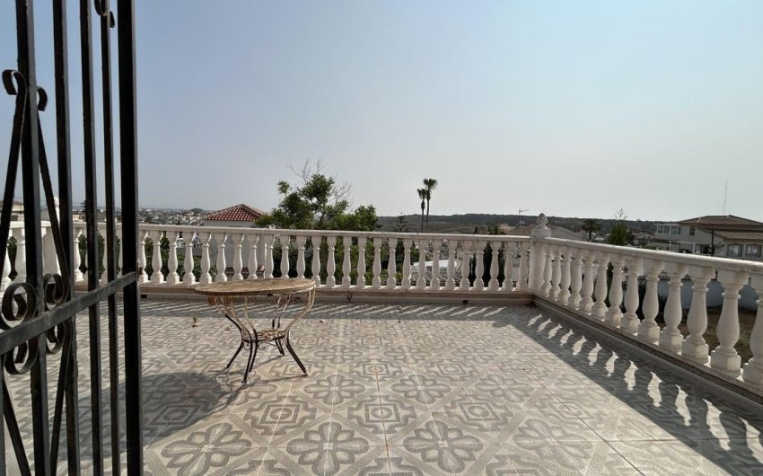 Resale - Villa -
Ciudad Quesada - Costa Blanca