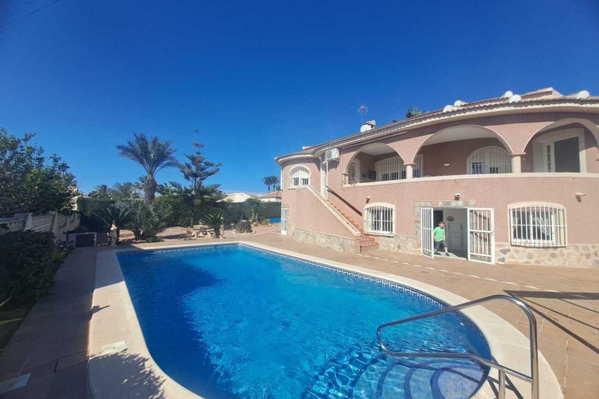 Resale - Villa -
Ciudad Quesada - Costa Blanca