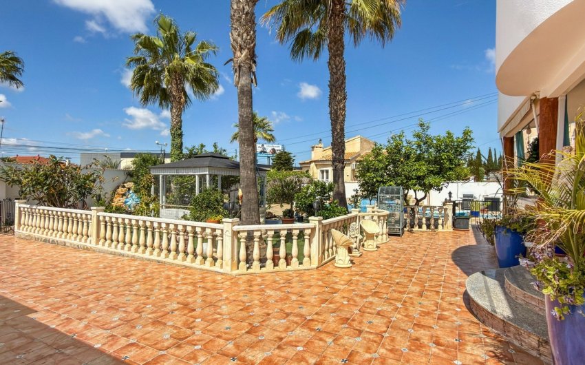 Resale - Villa -
Ciudad Quesada - Costa Blanca