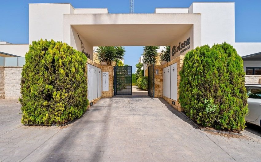 Resale - Villa -
Ciudad Quesada - Costa Blanca