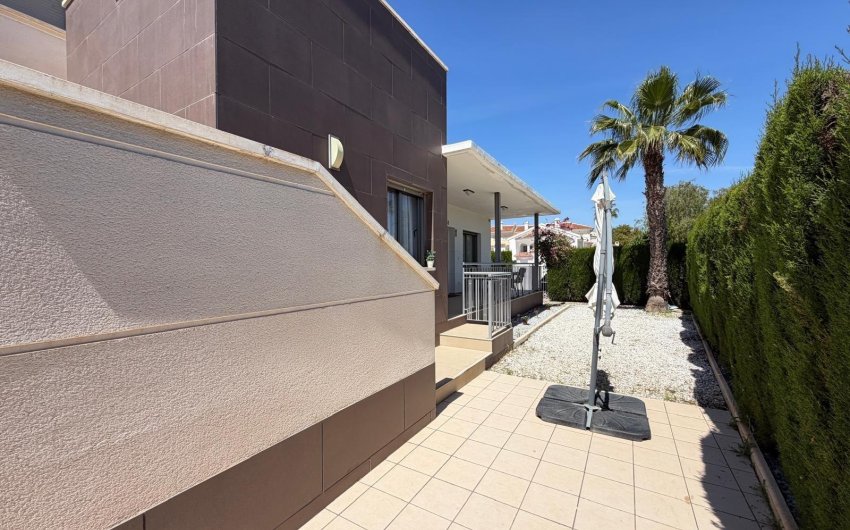Resale - Villa -
Ciudad Quesada - Dona Pepa