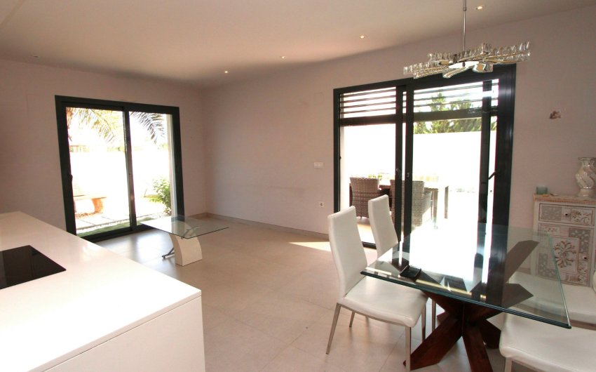 Resale - Villa -
Ciudad Quesada - Doña Pepa