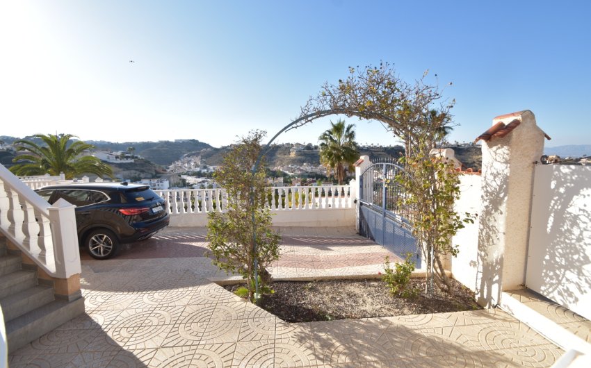 Resale - Villa -
Ciudad Quesada - Golf course