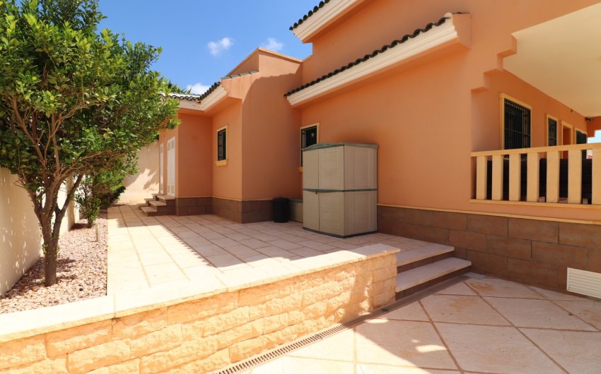 Resale - Villa -
Ciudad Quesada - La Fiesta