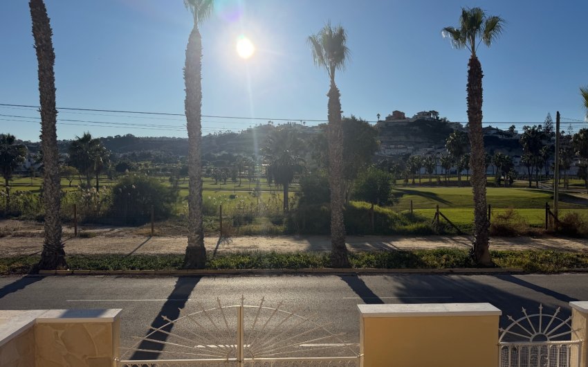 Resale - Villa -
Ciudad Quesada - La Marquesa Golf