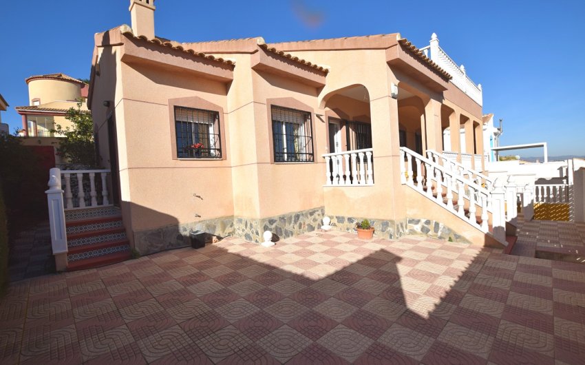 Resale - Villa -
Ciudad Quesada - La Marquesa Golf