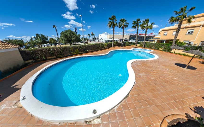 Resale - Villa -
Ciudad Quesada - Lo Marabu