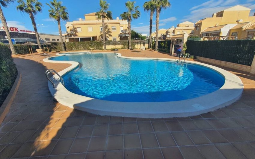 Resale - Villa -
Ciudad Quesada - Lo Marabú