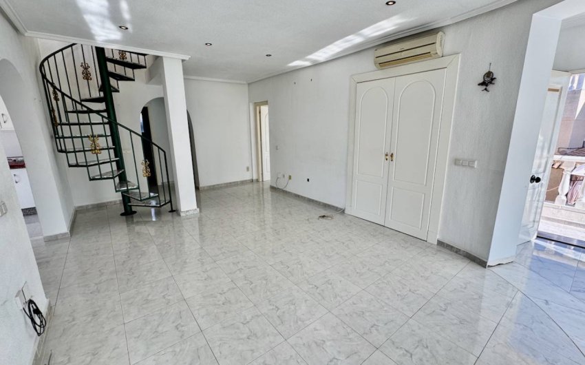 Resale - Villa -
Ciudad Quesada - Lo Pepin