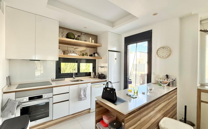 Resale - Villa -
Ciudad Quesada - Pueblo Bravo