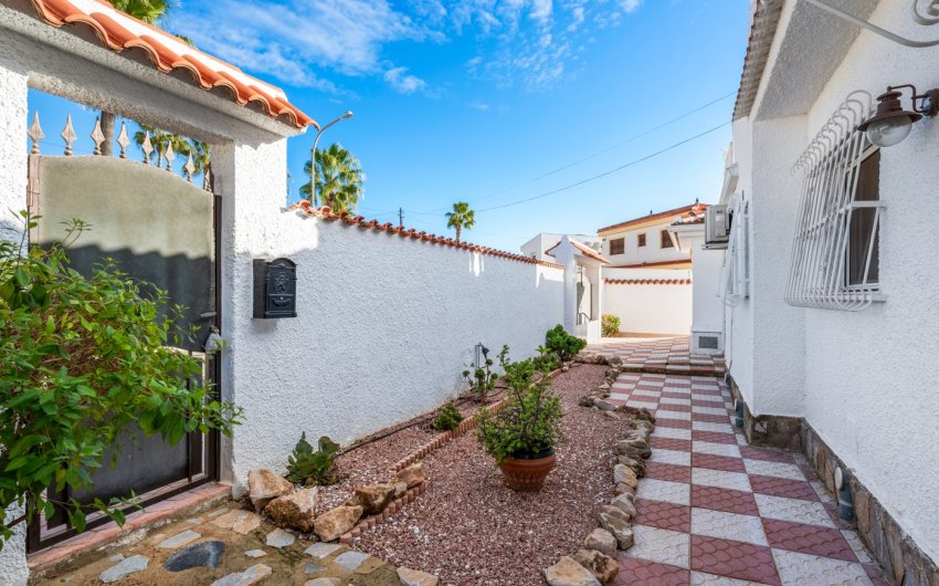 Resale - Villa -
Ciudad Quesada - Rojales