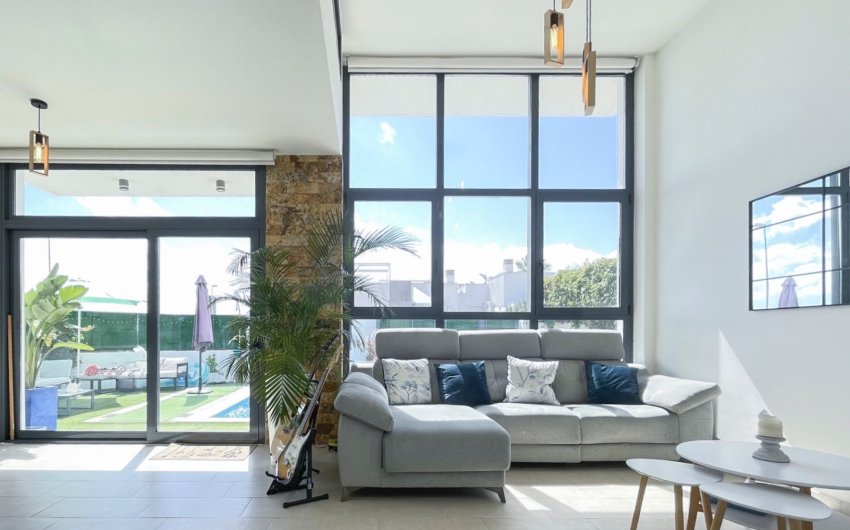 Resale - Villa -
Ciudad Quesada - Rojales