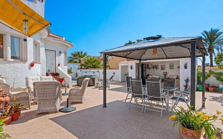 Resale - Villa -
Ciudad Quesada - Rojales