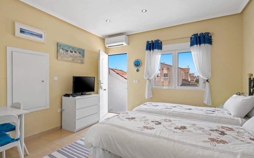 Resale - Villa -
Ciudad Quesada - Rojales