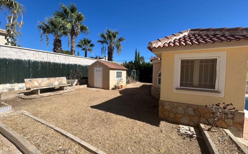 Resale - Villa -
Ciudad Quesada - town