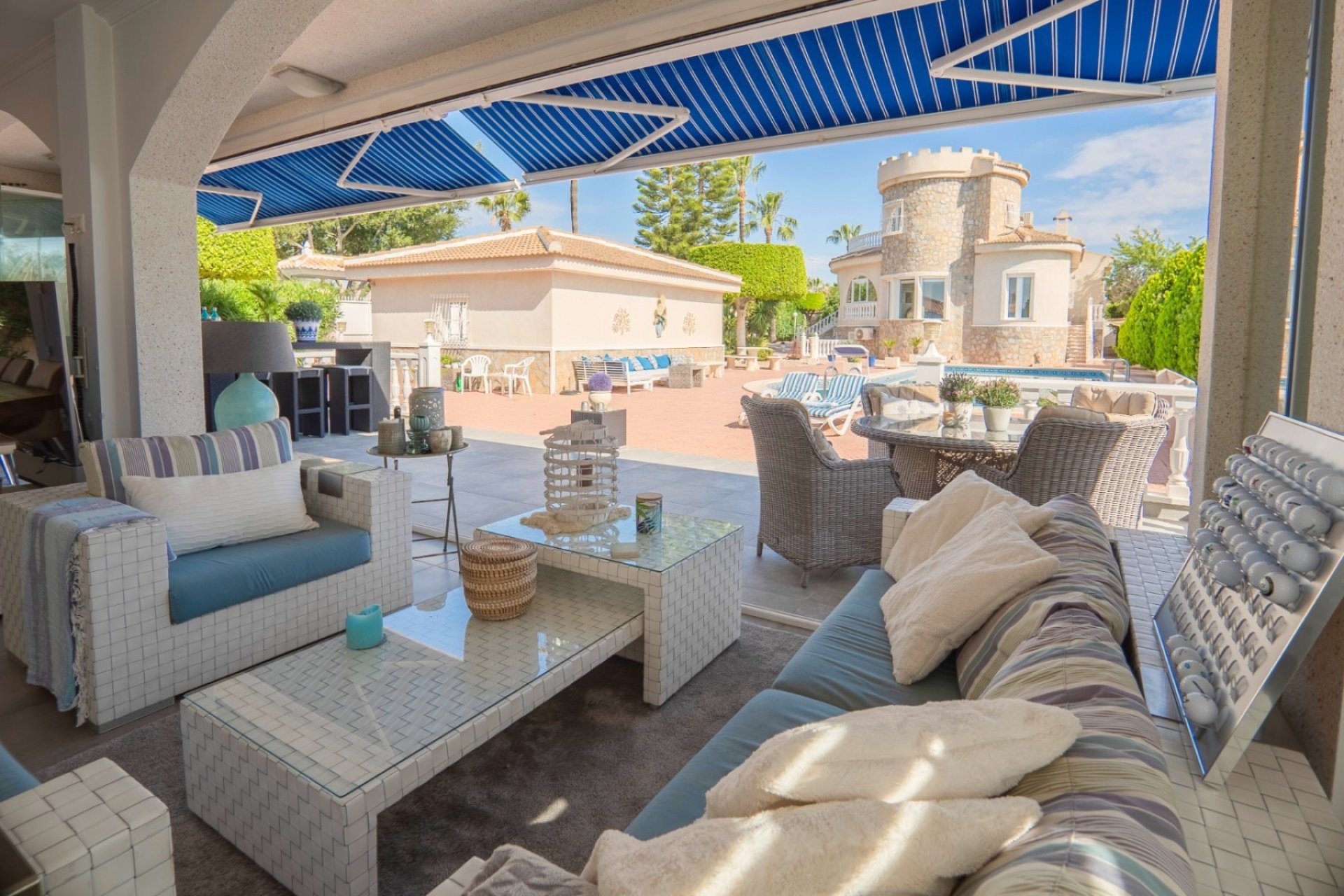 Resale - Villa -
Ciudad Quesada