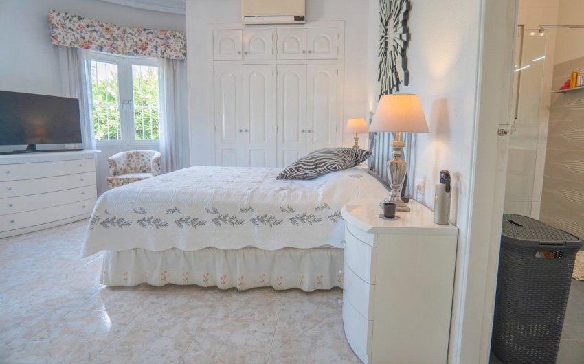 Resale - Villa -
Ciudad Quesada