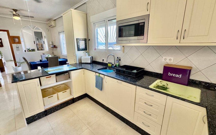 Resale - Villa -
Ciudad Quesada