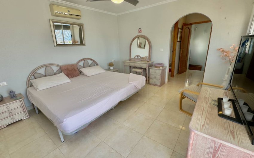 Resale - Villa -
Ciudad Quesada