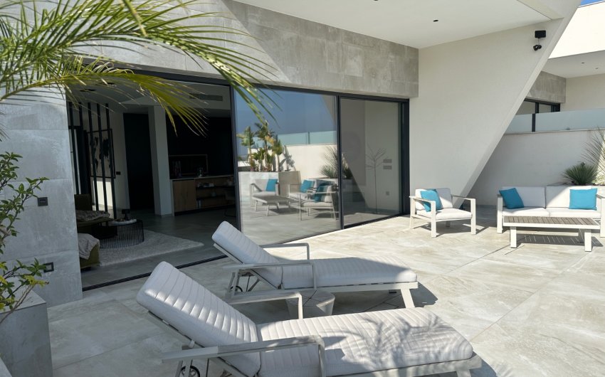 Resale - Villa -
Ciudad Quesada